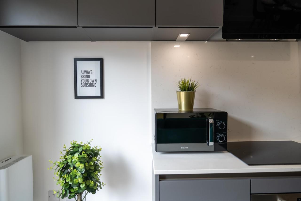 Hosta Group - Prestige 1 Bed Apartment - The Olive เคมบริดจ์ ภายนอก รูปภาพ